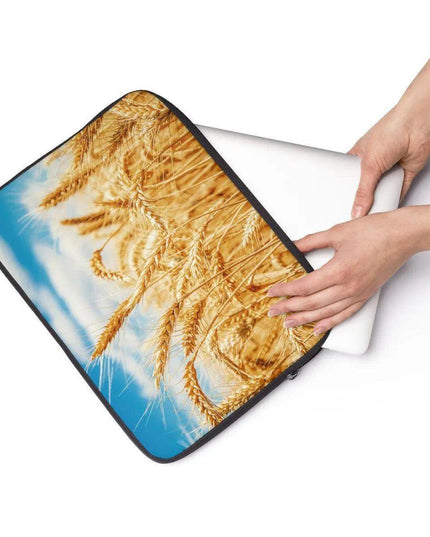 Chic Guard Laptop Sleeve - Elegant Protection for Your Device