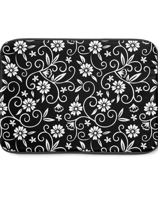 ChicShield Laptop Sleeve - Stylish & Protective Tech Companion