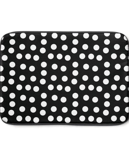 EliteGuard Laptop Sleeves - Chic & Resilient Laptop Protector