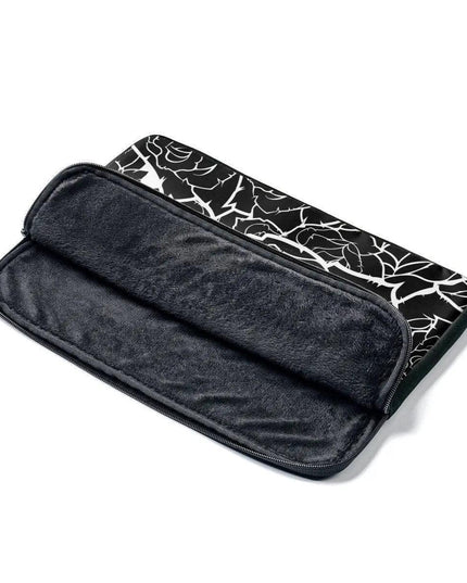 Sleek & Sturdy Laptop Sleeves: The Perfect Blend of Style and Protection