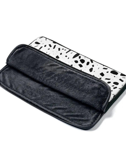Stylish Protective Laptop Sleeve by Chic Elite Maison