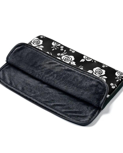 Urban Defender Laptop Sleeve - Sleek and Secure Tech Protection