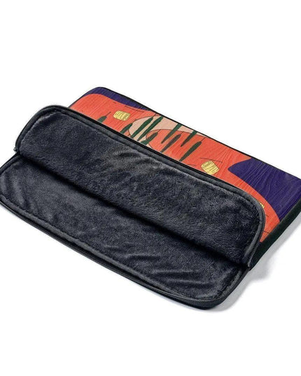 Sophisticated Protection: Maison d'Elite Stylish Laptop Sleeve