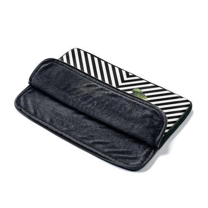 Chic Maison Laptop Sleeve - Trendy Tech Protector for Enhanced Safety