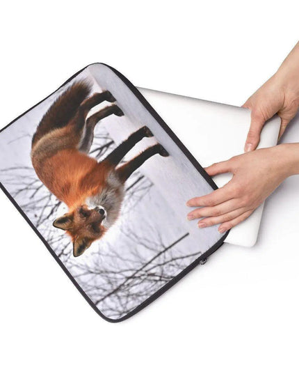 Sleek Elite Laptop Sleeve - Chic and Functional Protection for Your Device