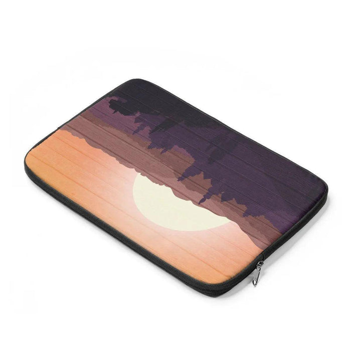 Urban Elegance Laptop Sleeve - Stylish Tech Armor for Professionals