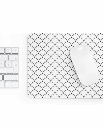 Mermaid Scale Gaming Mousepad - Elegant Design for Enhanced Performance and Comfort