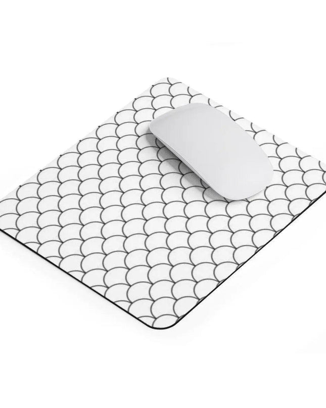 Mermaid Scale Gaming Mousepad - Elegant Design for Enhanced Performance and Comfort