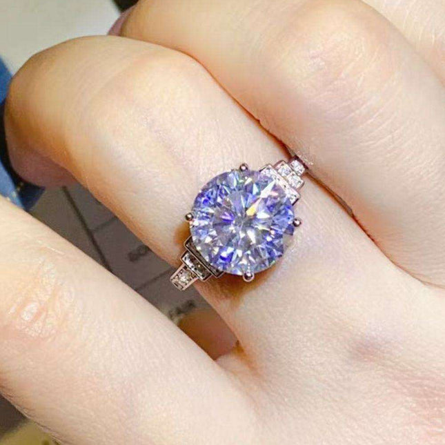 Eternal Radiance 5 Carat Moissanite and Zircon Sterling Silver Ring - Unmatched Grace