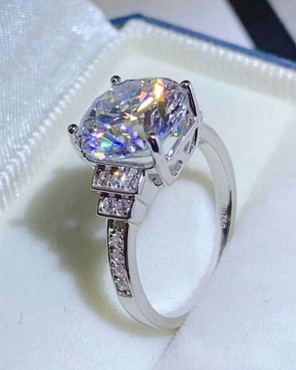 Eternal Radiance 5 Carat Moissanite and Zircon Sterling Silver Ring - Unmatched Grace