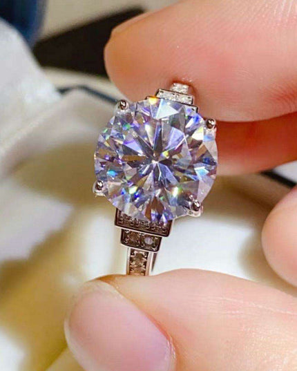 Eternal Radiance 5 Carat Moissanite and Zircon Sterling Silver Ring - Unmatched Grace
