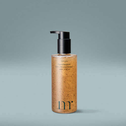 molvany Hypoallergenic LHA CIS Gel Cleanser 200ml - Très Elite