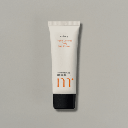 molvany Triple Defense Daily Sun Cream SPF50+ PA++++ 50ml - Très Elite