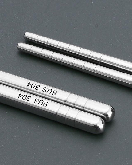 Elevate Your Culinary Experience with the Elegant Non-Slip Chopsticks Set