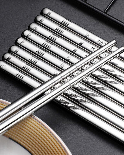 Elevate Your Culinary Experience with the Elegant Non-Slip Chopsticks Set