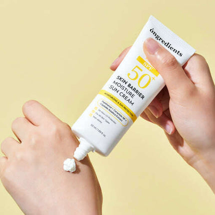 ongredients Skin Barrier Moisture Sun Cream SPF50+ PA++++ 50ml - Très Elite