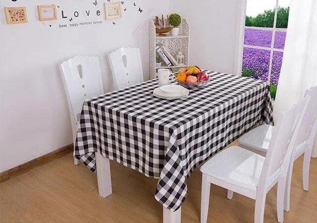 Elegant Plaid Design Polyester Tablecloth for Dining Table