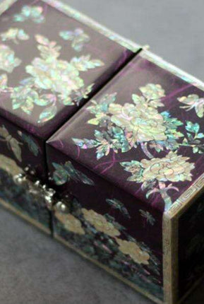 Korean Butterfly & Peony Lacquer Jewelry Box with Najeon Artisan Craftsmanship