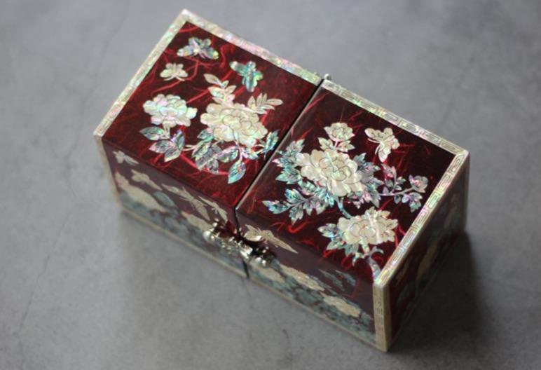 Korean Red Butterfly & Peony Hanji Najeon Lacquerware Jewelry Box - Handcrafted Elegance for your Precious Gems