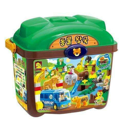 Wildlife Exploration Building Kit featuring 8 Unique Creatures by OXFORD Blocks