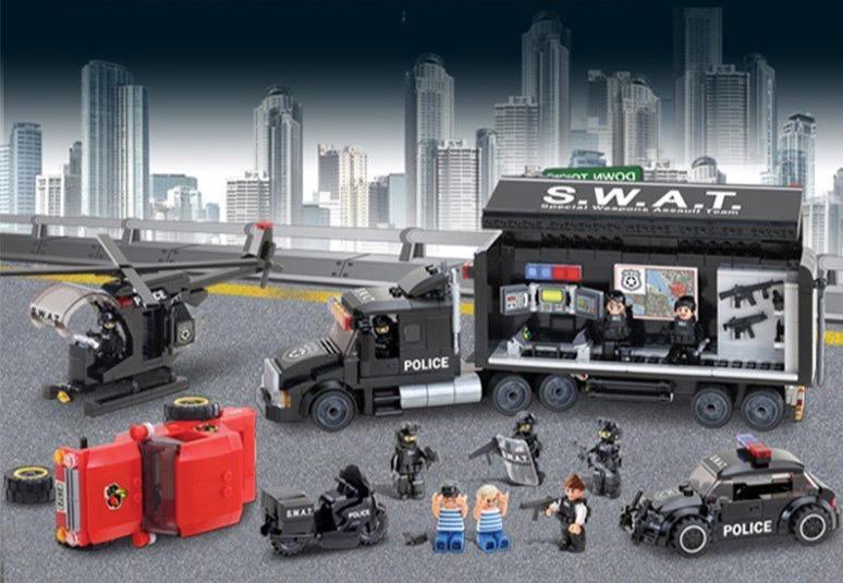 Elite SWAT Police Mobile Headquarters Building Kit - Ultimate Strike Force Unit 763pcs