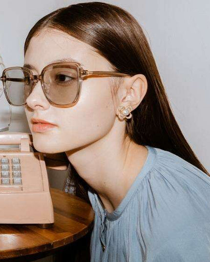 Urban Wilderness Gray Sunglasses - A Fusion of Cultural Elegance