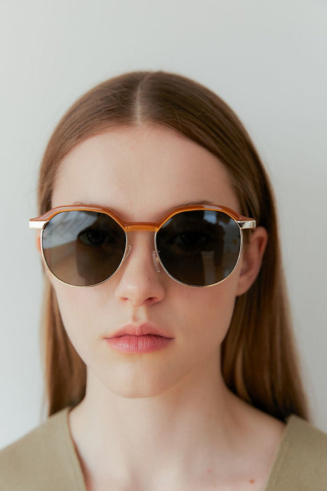 Step up Your Style Game with Aubrey-OB211 Sunglasses - ONE BRILLIANT Elegance