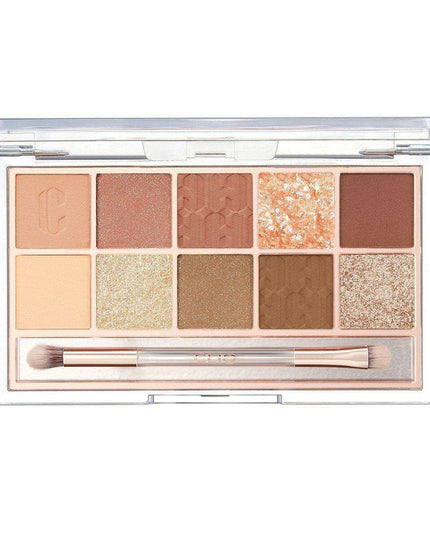 Mesmerizing Gaze Eye Palette: Enhance Your Eye Makeup Look with Autumn Breeze Shades