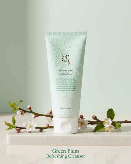 Plum Essence Hydrating Gel Cleanser - Nourishing and pH-Balanced Formula