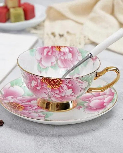 Luxurious Bone China Tea Cup and Saucer Set - Classic Elegance