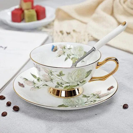 Luxurious Bone China Tea Cup and Saucer Set - Classic Elegance