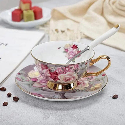 Luxurious Bone China Tea Cup and Saucer Set - Classic Elegance
