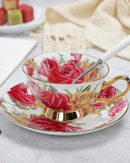 Luxurious Bone China Tea Cup and Saucer Set - Classic Elegance