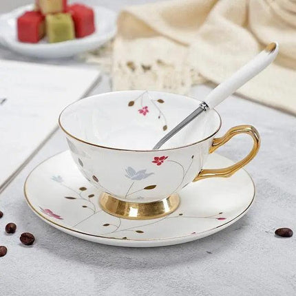 Luxurious Bone China Tea Cup and Saucer Set - Classic Elegance