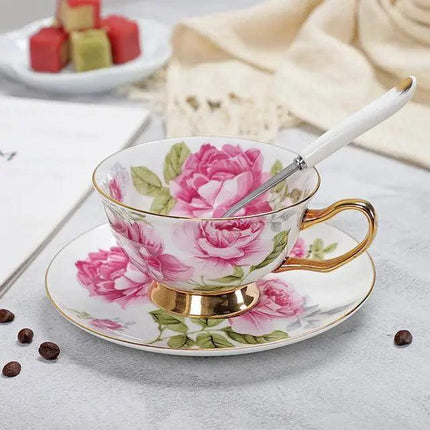 Luxurious Bone China Tea Cup and Saucer Set - Classic Elegance