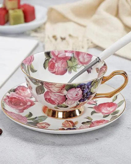 Luxurious Bone China Tea Cup and Saucer Set - Classic Elegance