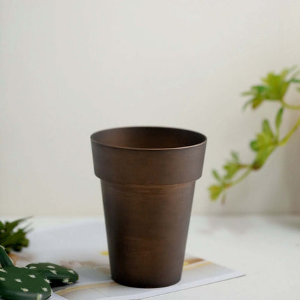 AliKopy 2-Pack Rustic Brown Flower Pots - 6" Plastic Indoor Planters