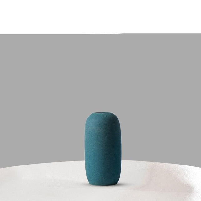 Elegant Scandinavian Ceramic Vase with Hydroponic Flower Insert for Stylish Home Decor