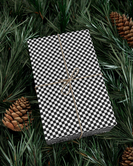 Chic Eco-Conscious Gift Wrap Paper: Elevate Your Gifting Experience