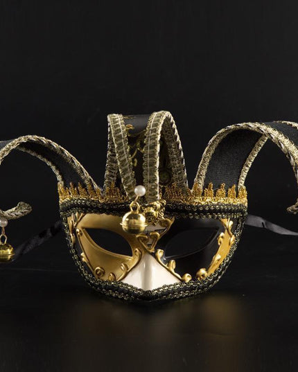 Masquerade Elegance: Men's Bell-Embellished Festive Mask
