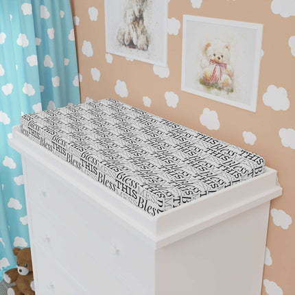 Customizable Luxury Baby Changing Pad Cover for Stylish Parenting