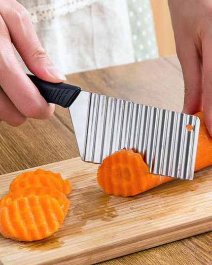 Stainless Steel Wave-Cut Vegetable Slicer - Your Essential Kitchen Tool