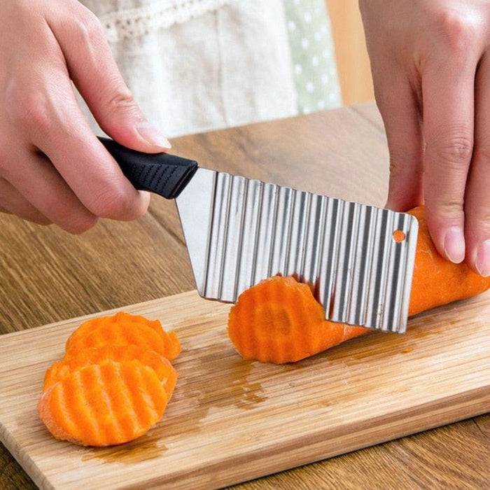 Wave-Cut Stainless Steel Vegetable Slicer - Kitchen Masterpiece Partner