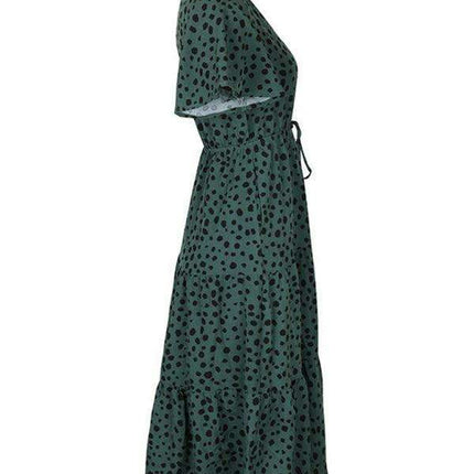 Chic Short-Sleeve Polka Dot V-Neck Dress: Stylish Spring-Summer Apparel for Women