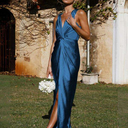 Elegant V-Neck Sleeveless Pleated Dress for Women - Timeless Charm