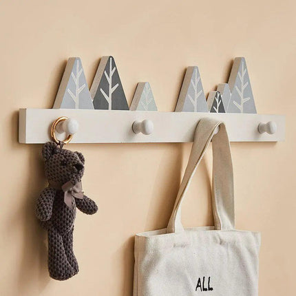 Sleek Wooden Key Holder - Stylish Rack for Organized Entryways