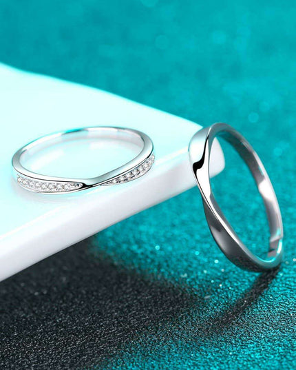 Elegant Sterling Silver Ring with Lab-Diamond Accent - Timeless Sophistication