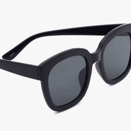 Stylish Square Sunglasses with UV400 Protection: The Perfect Blend of Fashion and Function