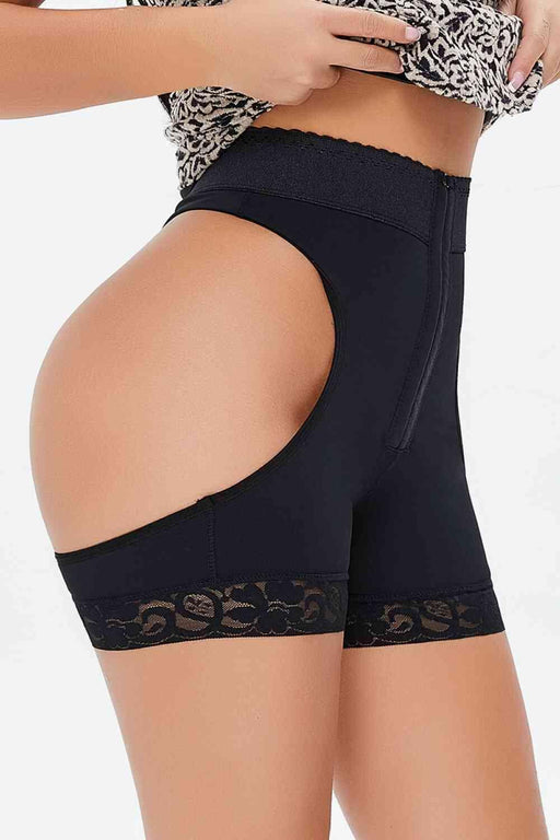 Lace Accent Full Figure Shaping Shorts