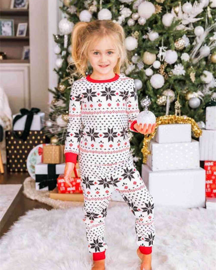 Kids' Cozy Snowflake Themed Winter Outfit Set